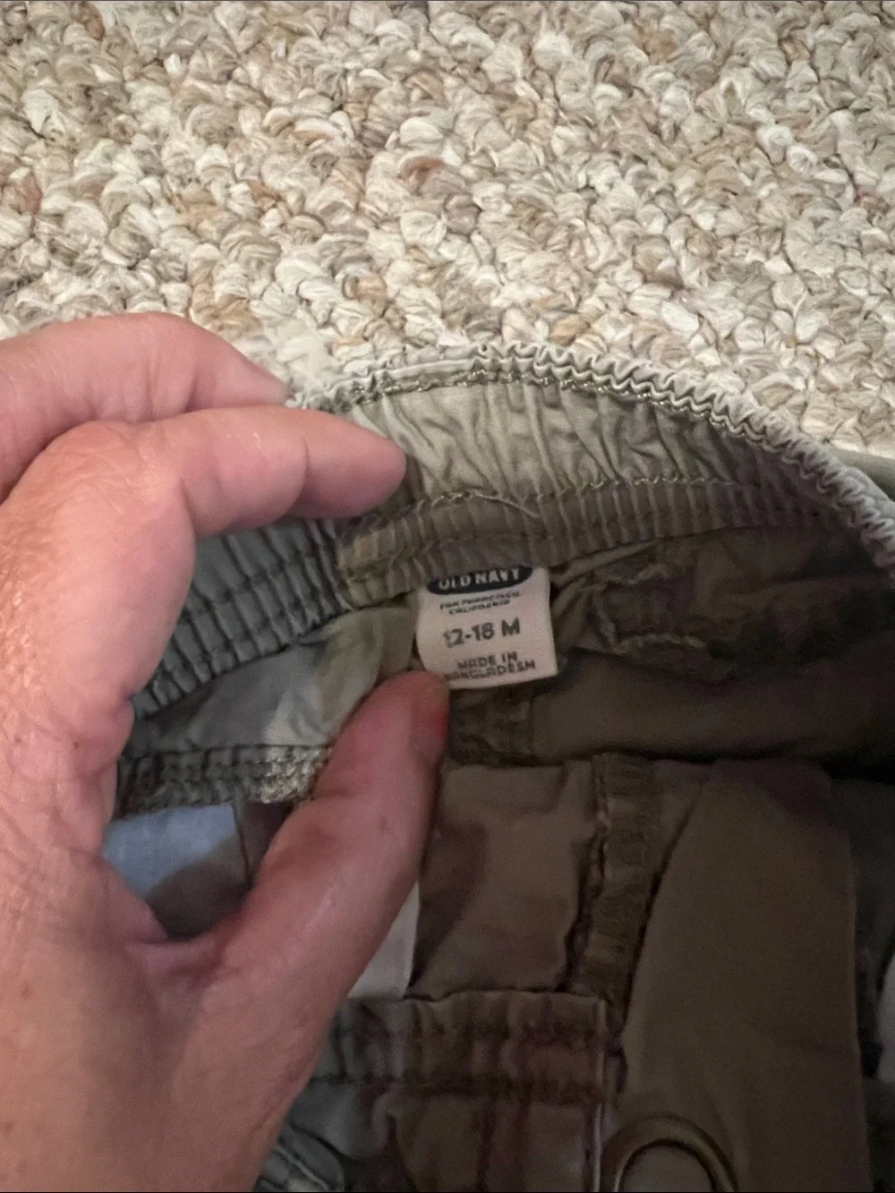 Old Navy Kids Cargo Shorts in Light Gray